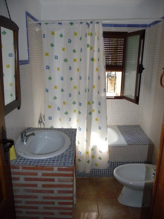 Casas La Piedra De Tiscar Villa Bagian luar foto