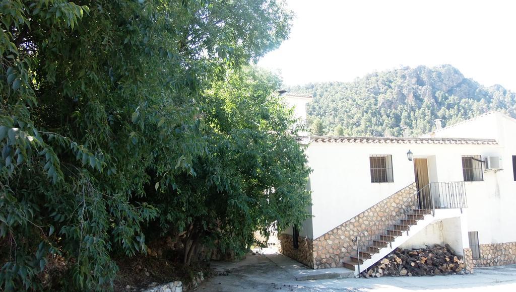 Casas La Piedra De Tiscar Villa Bagian luar foto